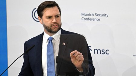 jd-vance-munich-mak2