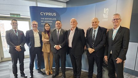 ΚΩΣΤΑΣ ΚΟΥΜΗΣ ΛΟΝΔΙΝΟ