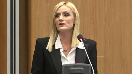 PhOTEINE_TSIRIDOU.width-750