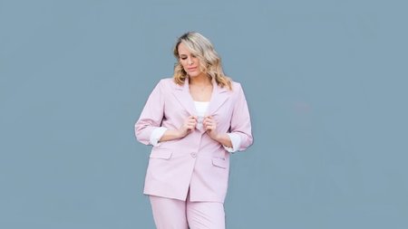 ΕΛΕΝΑ ΑΣΗΜΑΚΟΠΟΥΛΟΥ 1