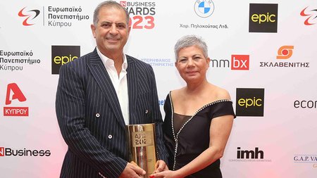 inbvraveio6kataskevesanaptyxigis