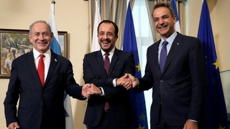 2023-09-04T102628Z_1087211952_RC2L13AB6BNH_RTRMADP_5_CYPRUS-GREECE-ISRAEL-1024x683-1