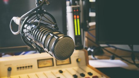 ΡΑΔΙΟΦΩΝΟ ΣΤΟΥΝΤΙΟ