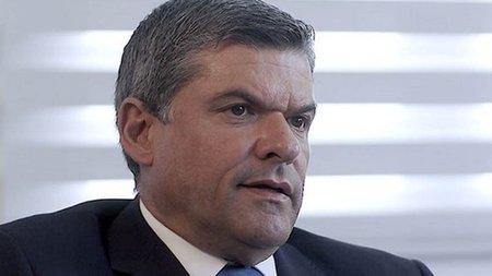 GIORGOS_PAPANASTASIOY.width-750