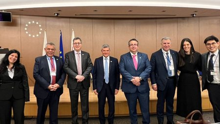 MixCollage-11-Apr-2024-07-57-AM-8570