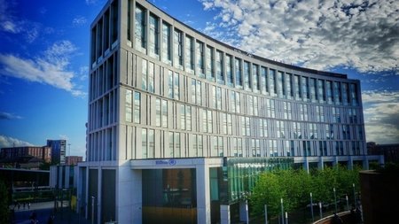 hilton-pixabay-768x512-1