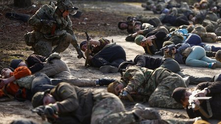 2024-04-23T050059Z_1758170132_RC2CU6ARFXN3_RTRMADP_5_UKRAINE-CRISIS-RECRUITMENT