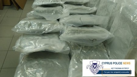 YKAN1-2-940x780.width-800