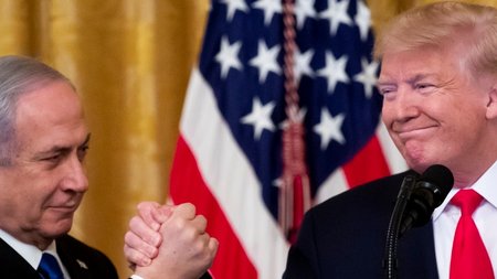 200129051402_netaniaxou-trump-israel02