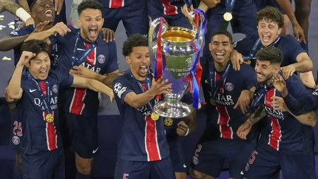 psg-trophy-1200x800