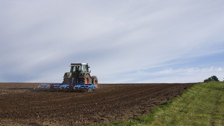 agricultural-machine-1918989_1280