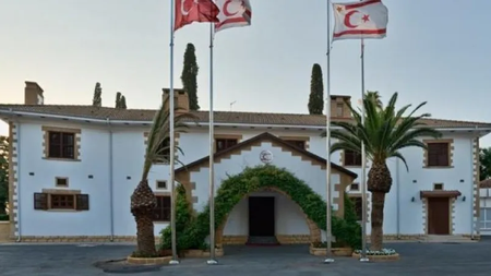 70c523933a49082fcfe96c4726273841