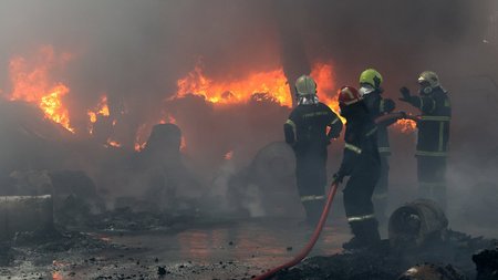 pirosvestes-fotia-kifisia (1)