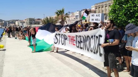 diamartyria-crown-iris-palaistini