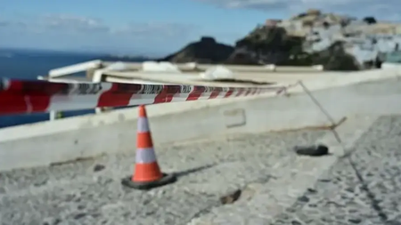 santorini-28-640x426