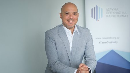 ΘΕΟΔΩΡΟΣ ΛΟΥΚΑΙΔΗΣ