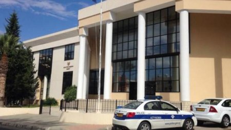 eparchiako_dikastirio_pafou660