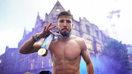 72188561-12200325-image-a-49_1_003243