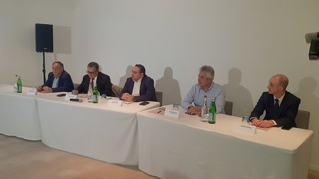 ΚΟΥΜΗΣ ΠΑΦΟΣ