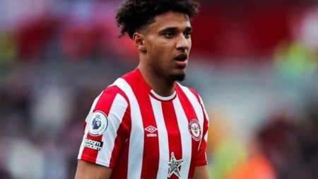 fybyoxtxwaa9i_j-(plagies)_171604[1]