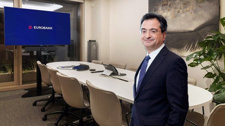 PhOKION_KARABIAS_2.width-750