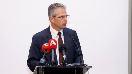 ΠΡΟΕΔΡΟΣ ACCTA